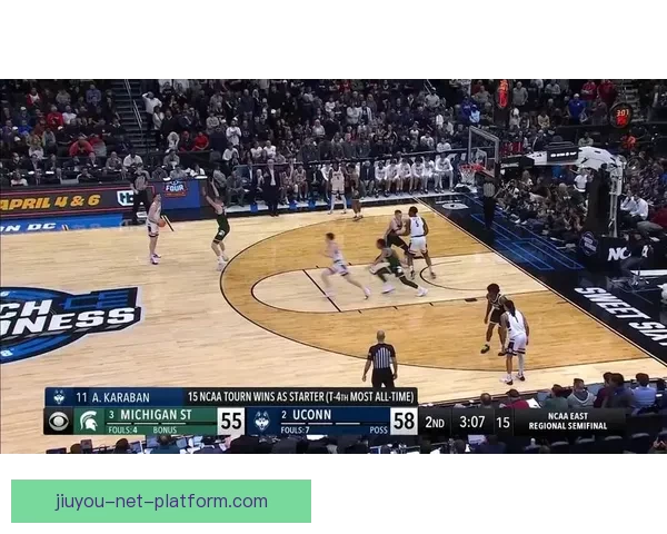 康涅狄格击败伊利诺伊晋级NCAA决赛 里德双十+马林斯贡献15分续写辉煌